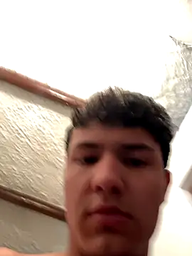 Snapshot of El_awo_ chatting on 10/14/25, 07:58 El awo online show from 10/14/25, 07:58