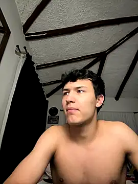 Snapshot of El_awo_ chatting on 10/16/25, 06:20 El awo online show from 10/16/25, 06:20