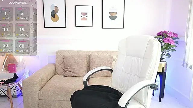 BillieBrownn online show from 11/29/25, 07:06