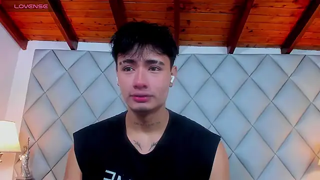 Snapshot of Clement_Reyes chatting on 12/03/25, 12:47 Clement Reyes online show from 12/03/25, 12:47