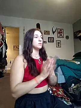 laradoom online show from 10/03/25, 11:07