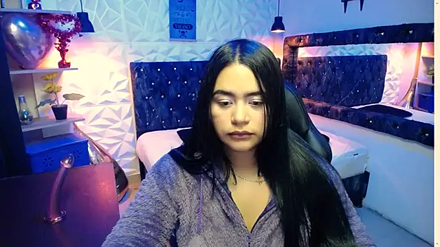 Snapshot of Amy_dl chatting on 11/14/25, 12:37 Amy dl online show from 11/14/25, 12:37