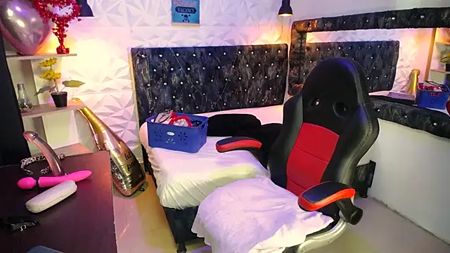 Snapshot of Amy_dl chatting on 11/18/25, 12:20 Amy dl online show from 11/18/25, 12:20