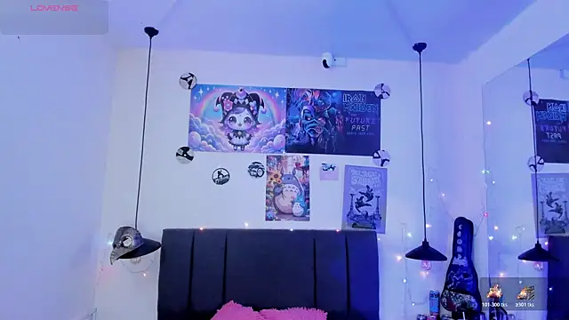 SabrinaV  online show from 05/27/26, 11:29
