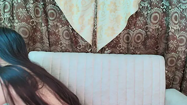 Dulcee 1 online show from 10/04/25, 11:19