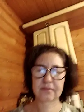 vikimoon11 online show from 10/05/25, 09:51