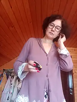 vikimoon11 online show from 10/14/25, 11:55