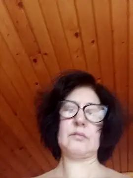 vikimoon11 online show from 10/17/25, 11:13