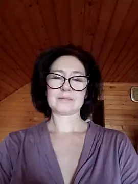 vikimoon11 online show from 10/29/25, 01:13