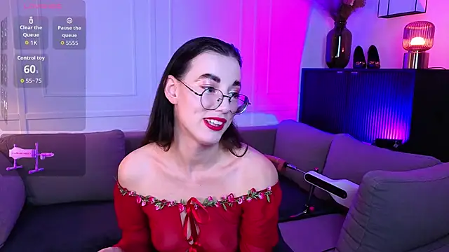 EmmaJakson online show from 10/17/25, 03:36