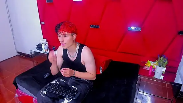 Snapshot of ANLLELOAndANGELA chatting on 09/27/25, 02:00 ANLLELOAndANGELA online show from 09/27/25, 02:00