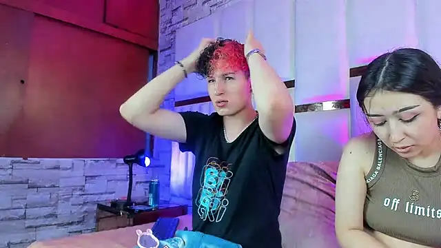 Snapshot of ANLLELOAndANGELA chatting on 11/13/25, 06:29 ANLLELOAndANGELA online show from 11/13/25, 06:29