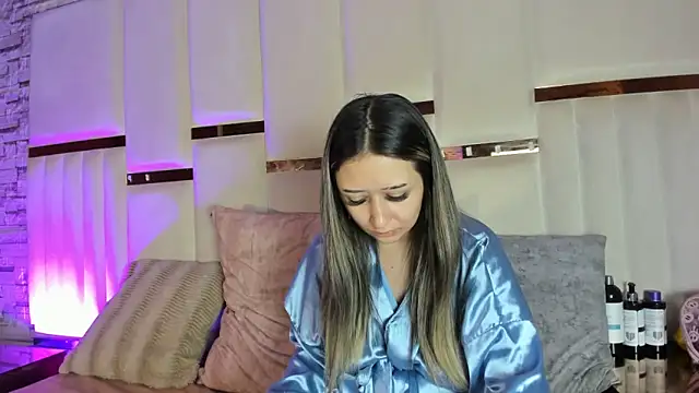 ANLLELOAndANGELA online show from 05/07/26, 05:18