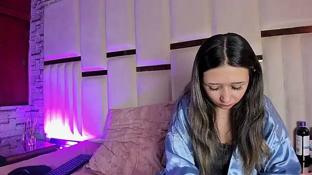 ANLLELOAndANGELA online show from 06/11/26, 05:00