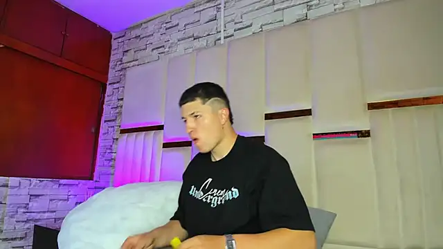 ANLLELOAndANGELA online show from 07/15/26, 05:07