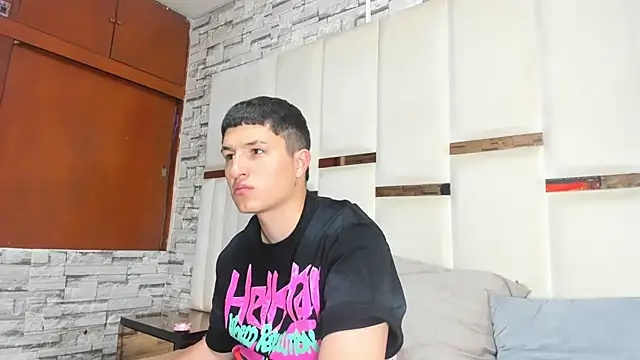 ANLLELOAndANGELA online show from 07/28/26, 05:23