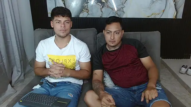 santiago n adrian online show from 09/19/25, 12:45
