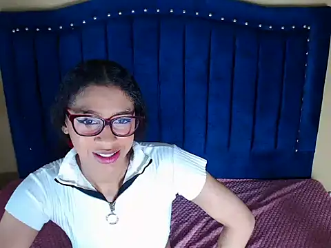 TinyStar15 online show from 09/21/25, 02:40