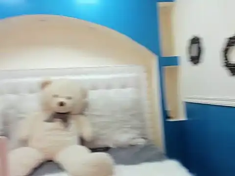 ivet hall online show from 09/23/25, 07:39