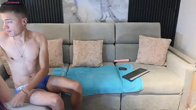 afrodita aares online show from 11/01/25, 08:11