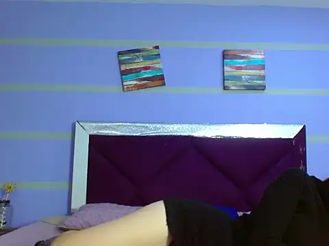 Emily Swiftt online show from 11/11/25, 11:38