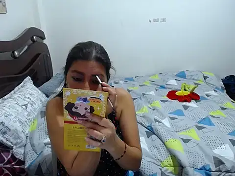 Snapshot of Tachy- chatting on 09/26/25, 08:46 Tachy- online show from 09/26/25, 08:46