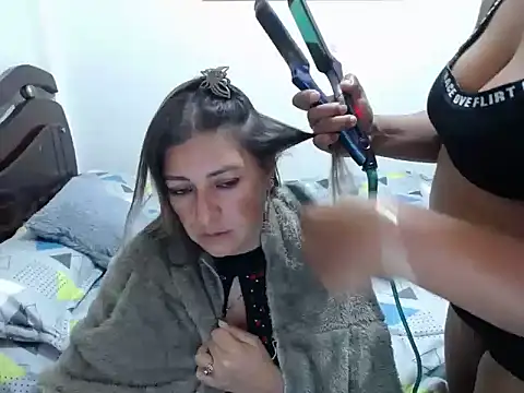 Snapshot of Tachy- chatting on 10/07/25, 07:11 Tachy- online show from 10/07/25, 07:11