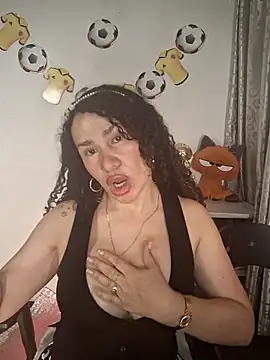 Lina 444 online show from 06/25/26, 10:25
