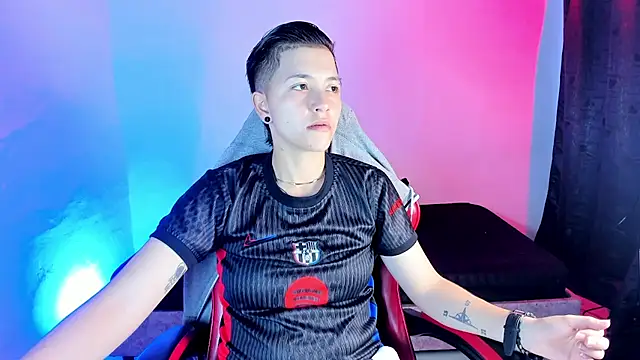 Snapshot of nicocoox chatting on 09/30/25, 01:10 nicocoox online show from 09/30/25, 01:10