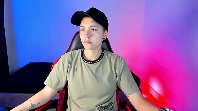 Snapshot of nicocoox chatting on 10/14/25, 01:50 nicocoox online show from 10/14/25, 01:50