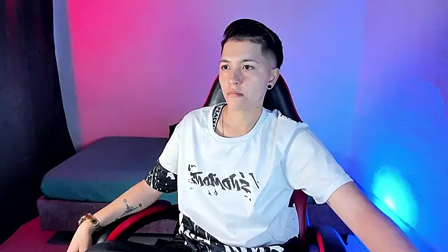 Snapshot of nicocoox chatting on 10/17/25, 01:53 nicocoox online show from 10/17/25, 01:53