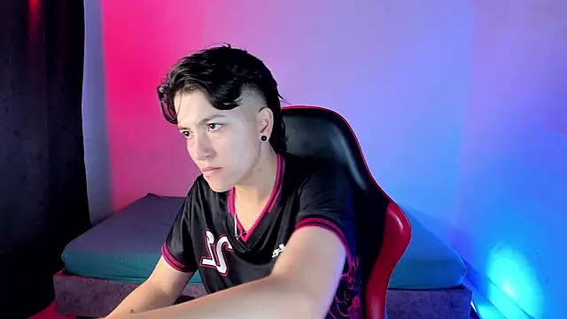 Snapshot of nicocoox chatting on 10/19/25, 01:39 nicocoox online show from 10/19/25, 01:39