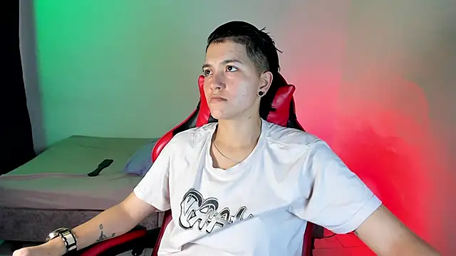 Snapshot of nicocoox chatting on 10/29/25, 01:30 nicocoox online show from 10/29/25, 01:30