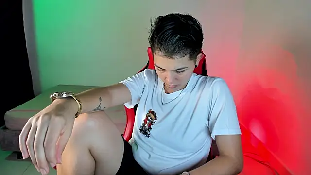 Snapshot of nicocoox chatting on 10/30/25, 01:51 nicocoox online show from 10/30/25, 01:51