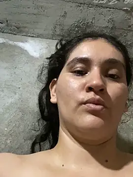 Snapshot of lunasexyhot18 chatting on 09/22/25, 05:15 lunasexyhot18 online show from 09/22/25, 05:15