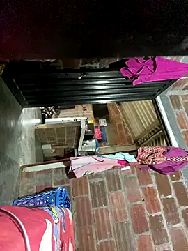 Snapshot of lunasexyhot18 chatting on 09/23/25, 07:17 lunasexyhot18 online show from 09/23/25, 07:17