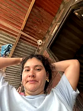 Snapshot of lunasexyhot18 chatting on 10/03/25, 04:26 lunasexyhot18 online show from 10/03/25, 04:26