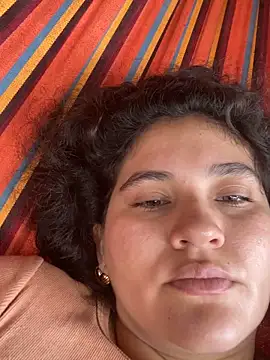 Snapshot of lunasexyhot18 chatting on 10/15/25, 04:51 lunasexyhot18 online show from 10/15/25, 04:51