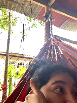 Snapshot of lunasexyhot18 chatting on 10/20/25, 04:40 lunasexyhot18 online show from 10/20/25, 04:40