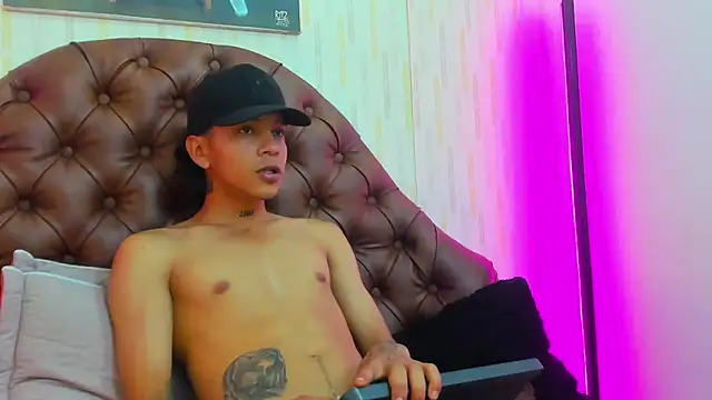 noah blake0 online show from 09/20/25, 05:08