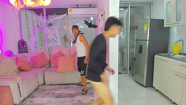 Snapshot of Houseofwarrios chatting on 10/27/25, 05:22 Houseofwarrios online show from 10/27/25, 05:22