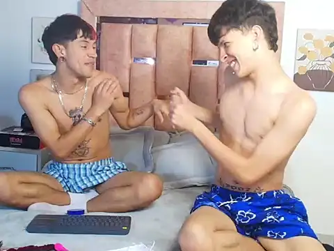 Snapshot of DemianSalvatore chatting on 12/18/25, 08:15 DemianSalvatore online show from 12/18/25, 08:15