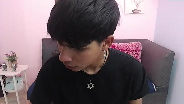 Snapshot of David_925_ chatting on 09/23/25, 03:53 David 925  online show from 09/23/25, 03:53