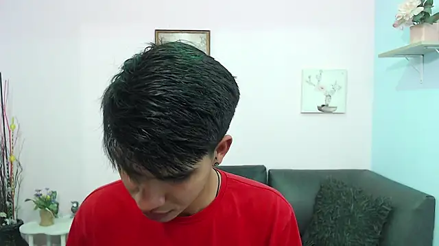 Snapshot of David_925_ chatting on 10/19/25, 04:46 David 925  online show from 10/19/25, 04:46