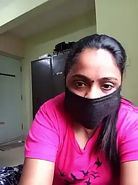 queendivya online show from 10/09/25, 02:20