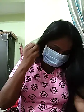 queendivya online show from 11/24/25, 02:39