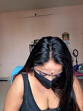 queendivya online show from 06/06/26, 05:23