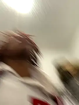 Snapshot of Zayinc chatting on 10/30/25, 05:13 Zayinc online show from 10/30/25, 05:13