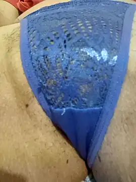 Snapshot of Atrevidallf1 chatting on 09/26/25, 11:42 Atrevidallf1 online show from 09/26/25, 11:42