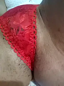 Snapshot of Atrevidallf1 chatting on 10/16/25, 02:12 Atrevidallf1 online show from 10/16/25, 02:12